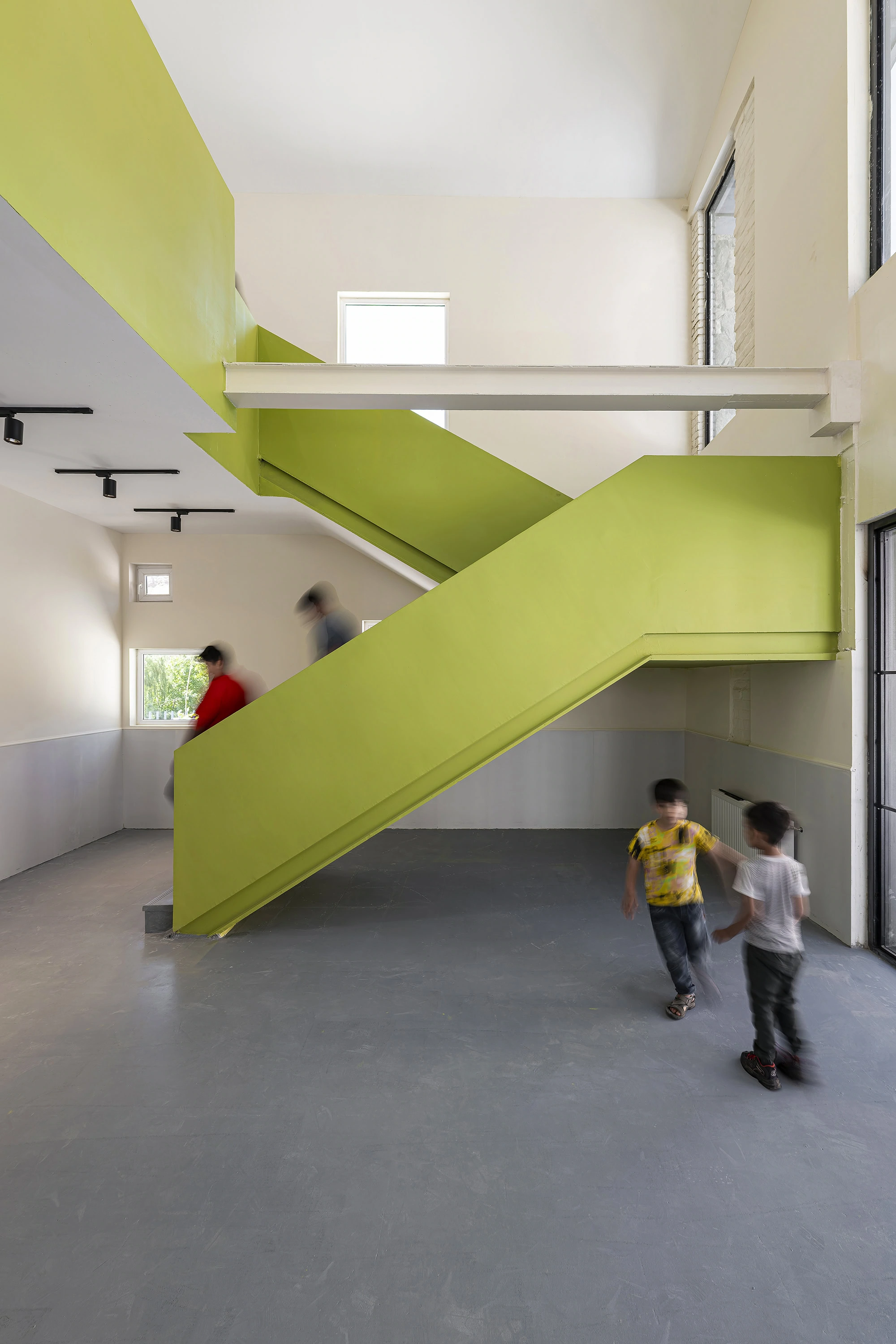 𝗗𝗶𝘇𝗶𝗻 School