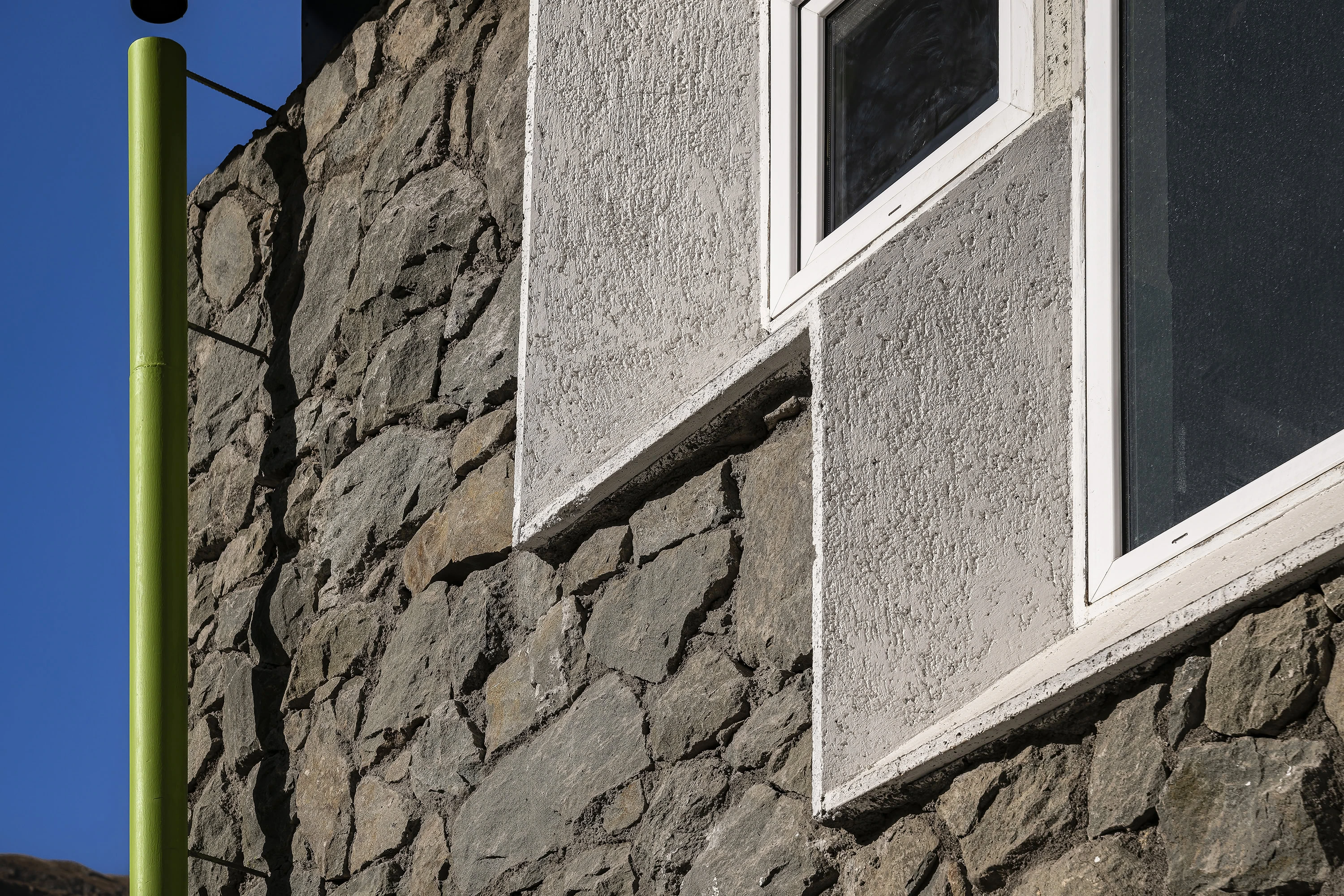 𝗗𝗶𝘇𝗶𝗻 School