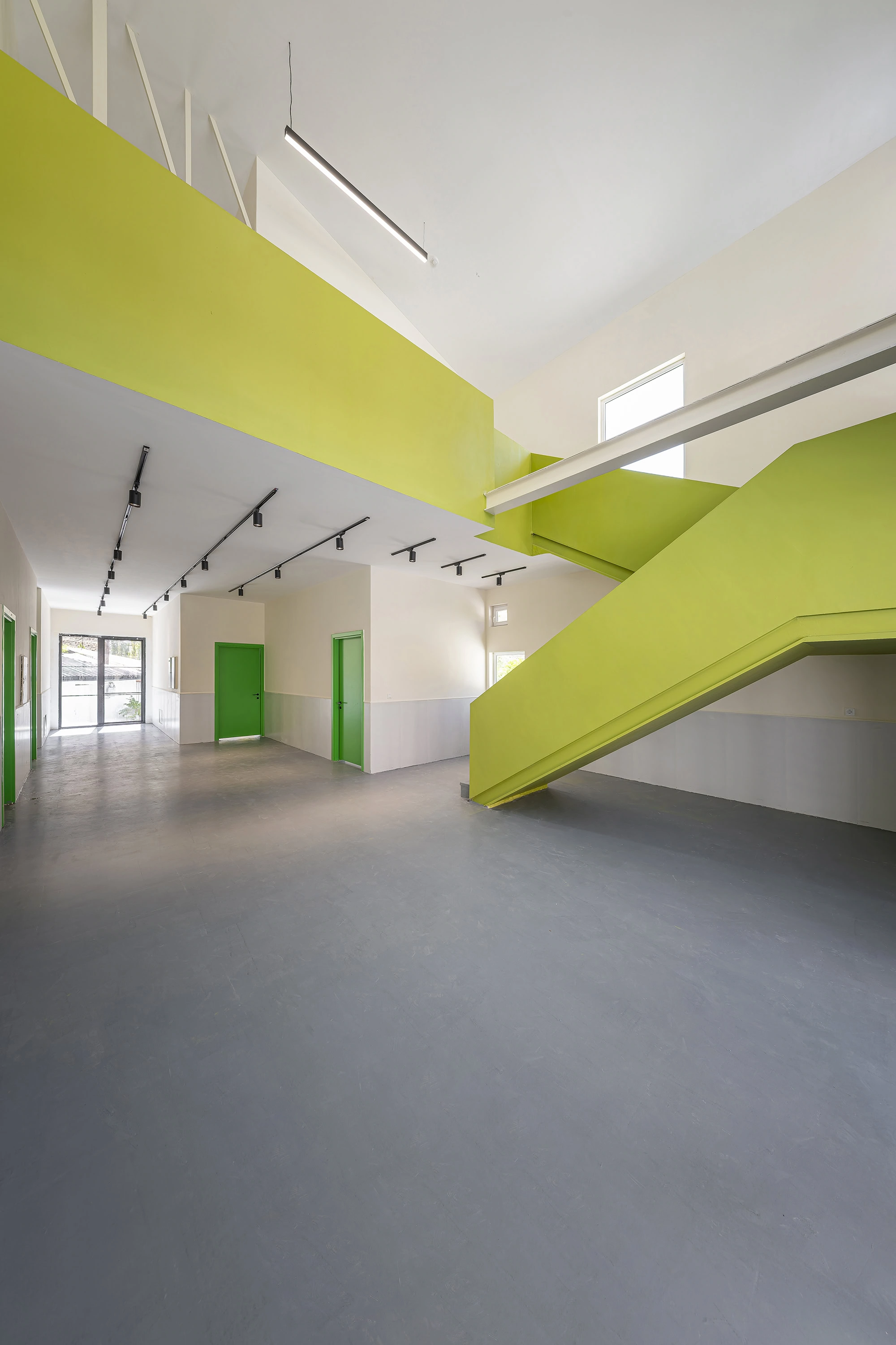 𝗗𝗶𝘇𝗶𝗻 School